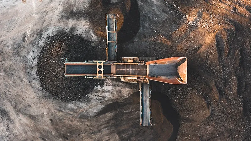 An aerial view of an aggregate screening machine.